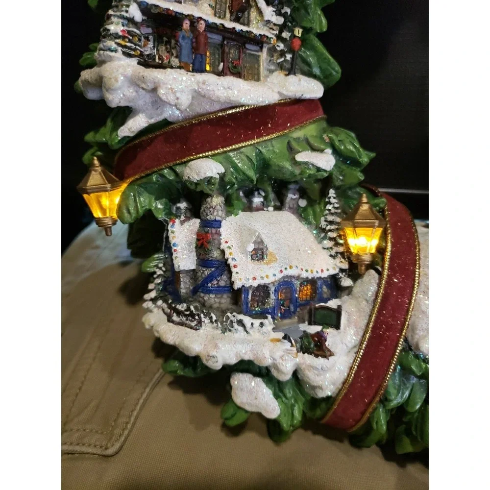 2005 Thomas Kincaide Christmas Village Wreath Hamilton Lighted 16